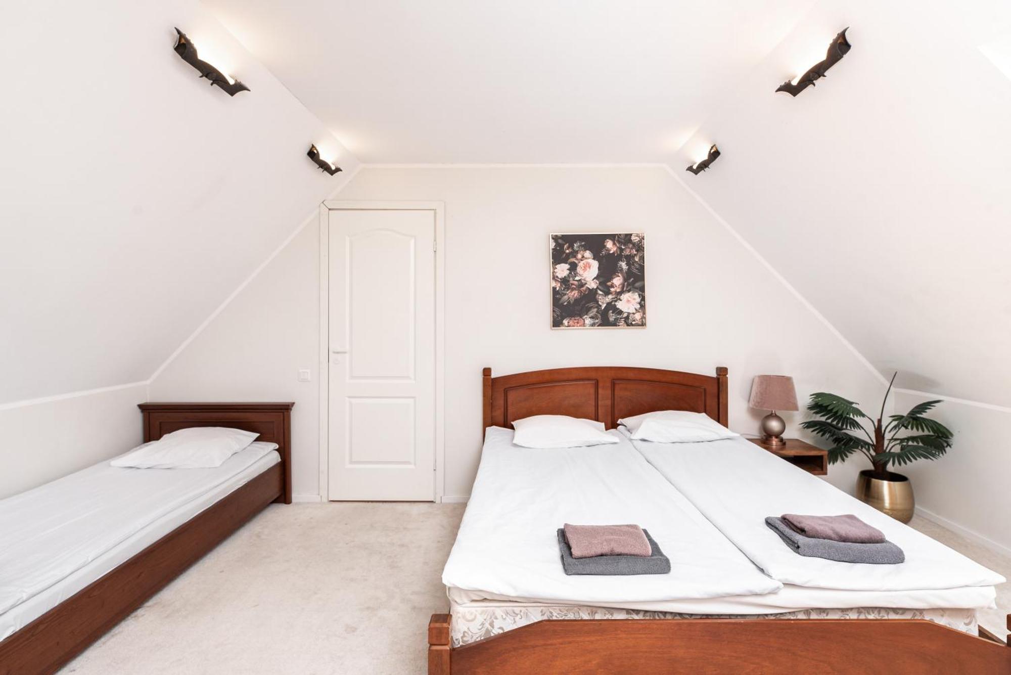 Airhome - Old Dominican Monastery